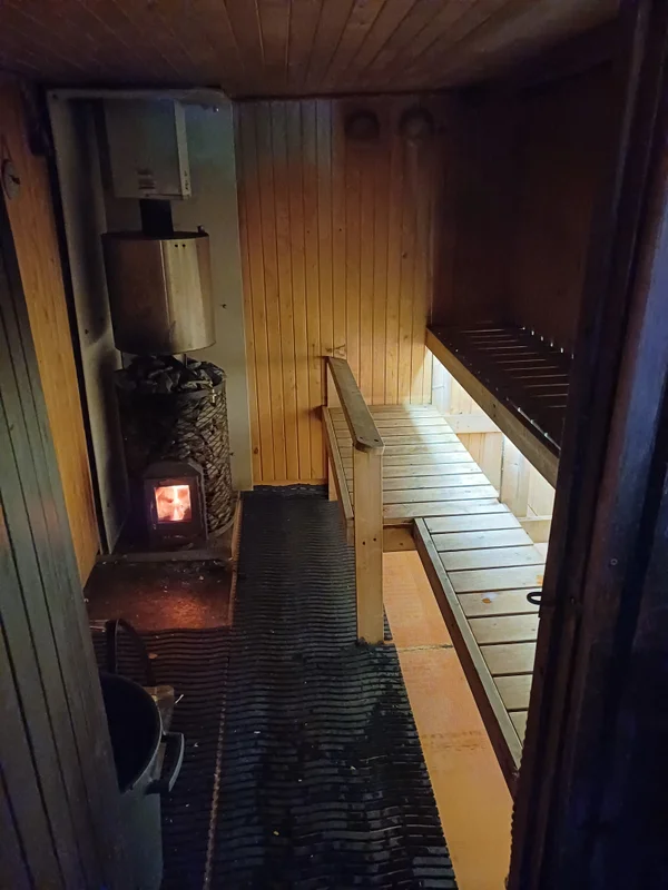 Elämyslaiva - Asuntolaiva - Saunalautta